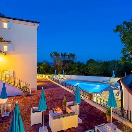 Gostinjska kuća Luxury Palmer Krk Dobrinj