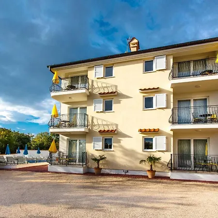 Guest house Luxury Palmer Krk 4*
