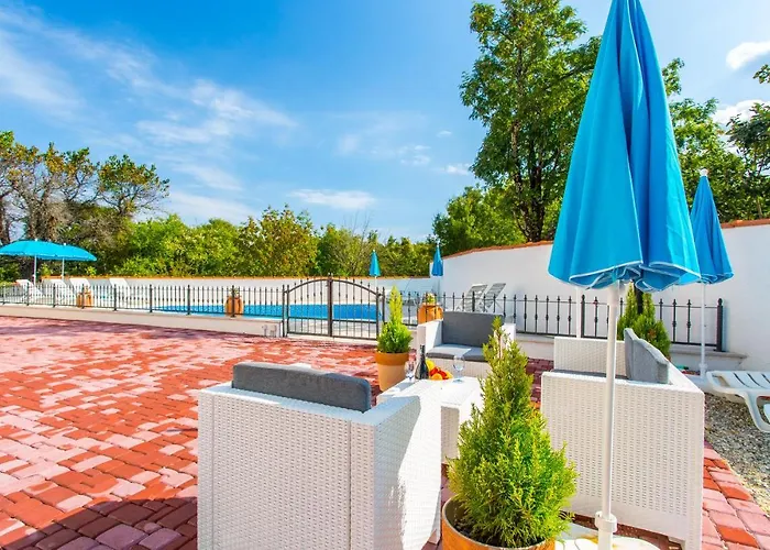 Luxury Palmer Krk Affittacamere